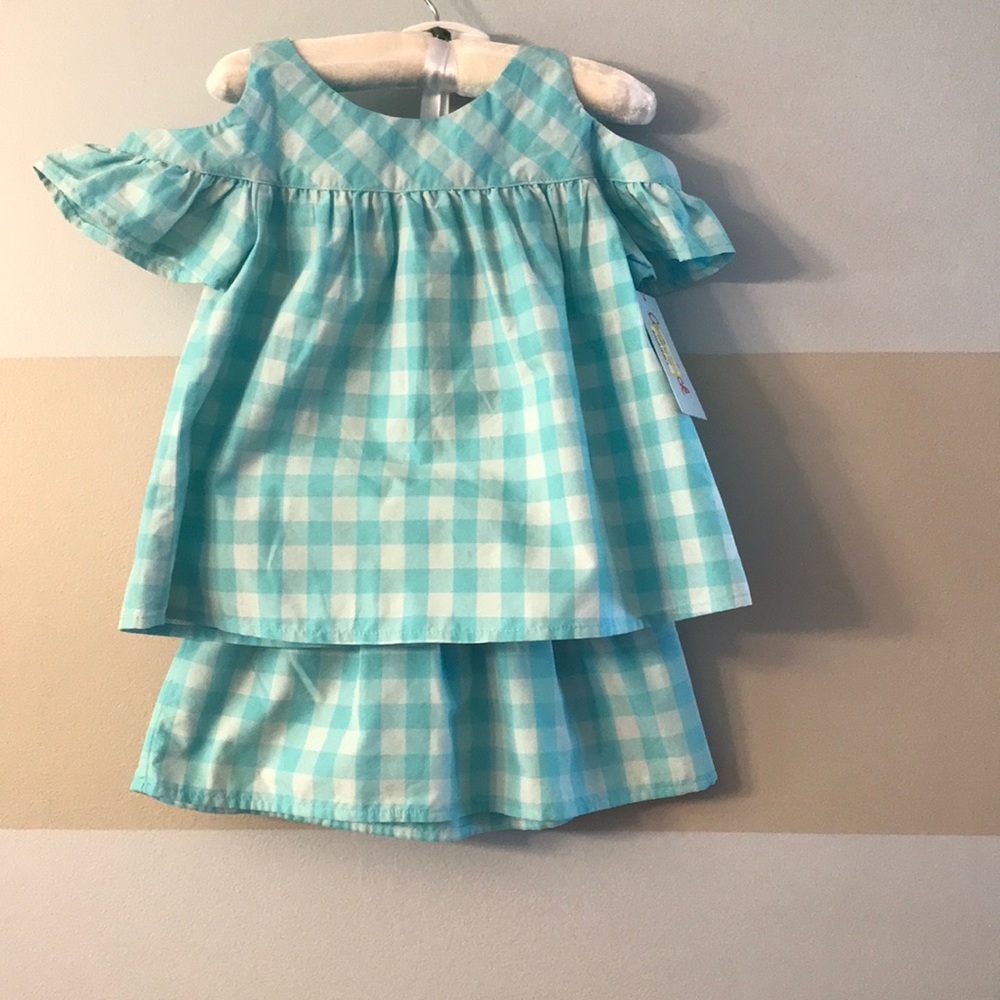 Cat and jack cold shoulder checkered top and skirt